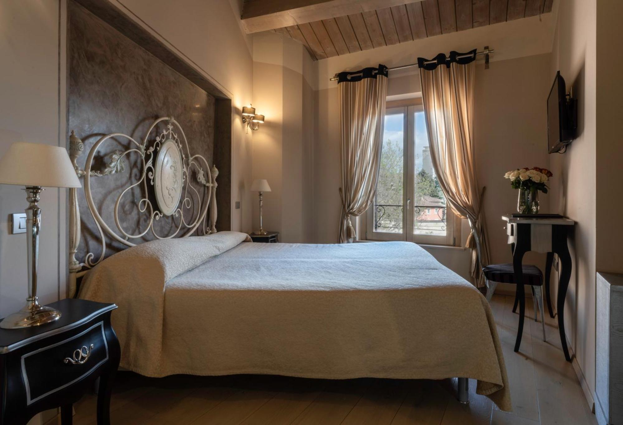 Hotel Residenza La Ceramica Fabriano Eksteriør bilde