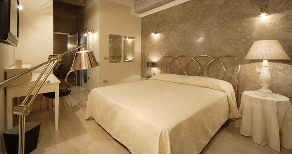 Hotel Residenza La Ceramica Fabriano Eksteriør bilde